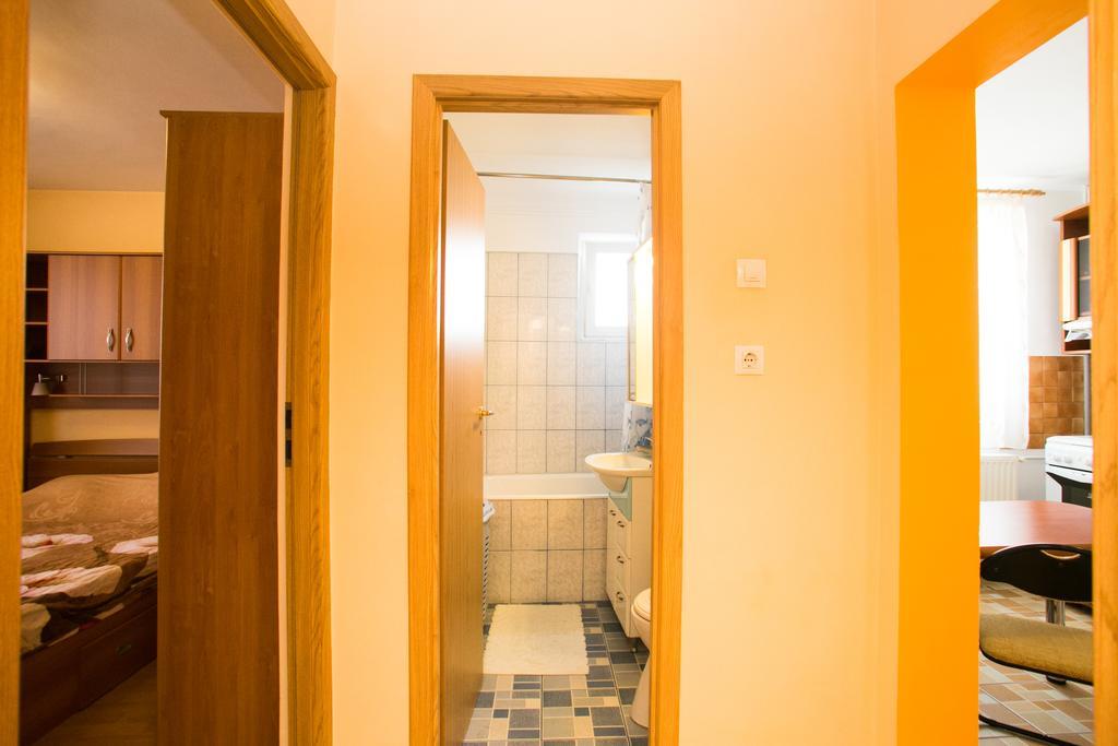 Sky Residence Bucareste Quarto foto